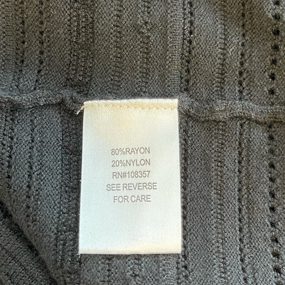 NWT DH NewYork Jodi Crochet Black Tank - Picture 7 of 7